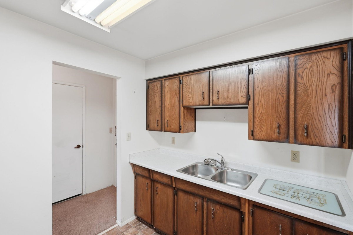 Living Room Photo of 111 32040 Peardonville Road, Abbotsford, BC