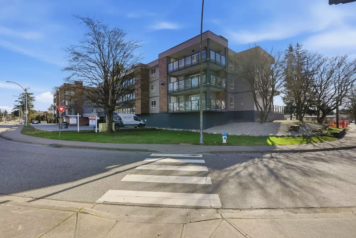 Outdoor Patio Photo of 111 32040 Peardonville Road, Abbotsford, BC