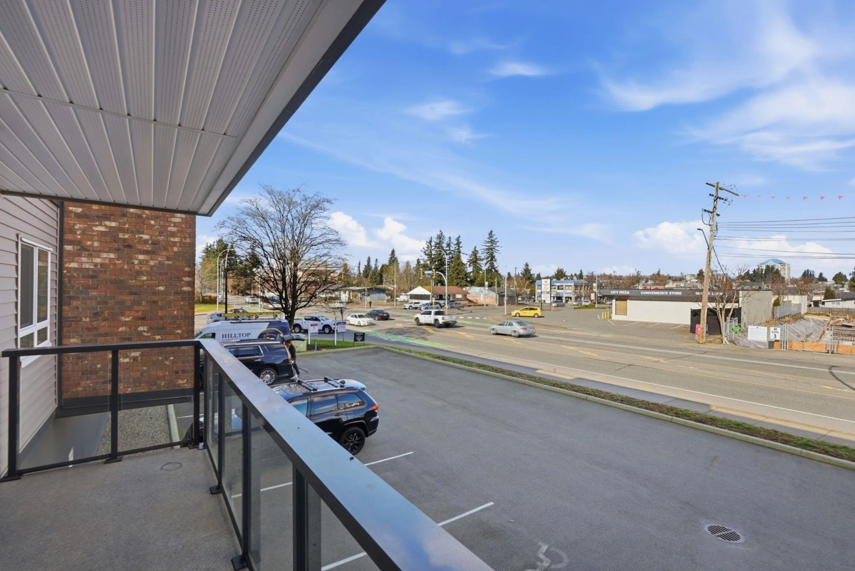 Powder Room Photo of 111 32040 Peardonville Road, Abbotsford, BC