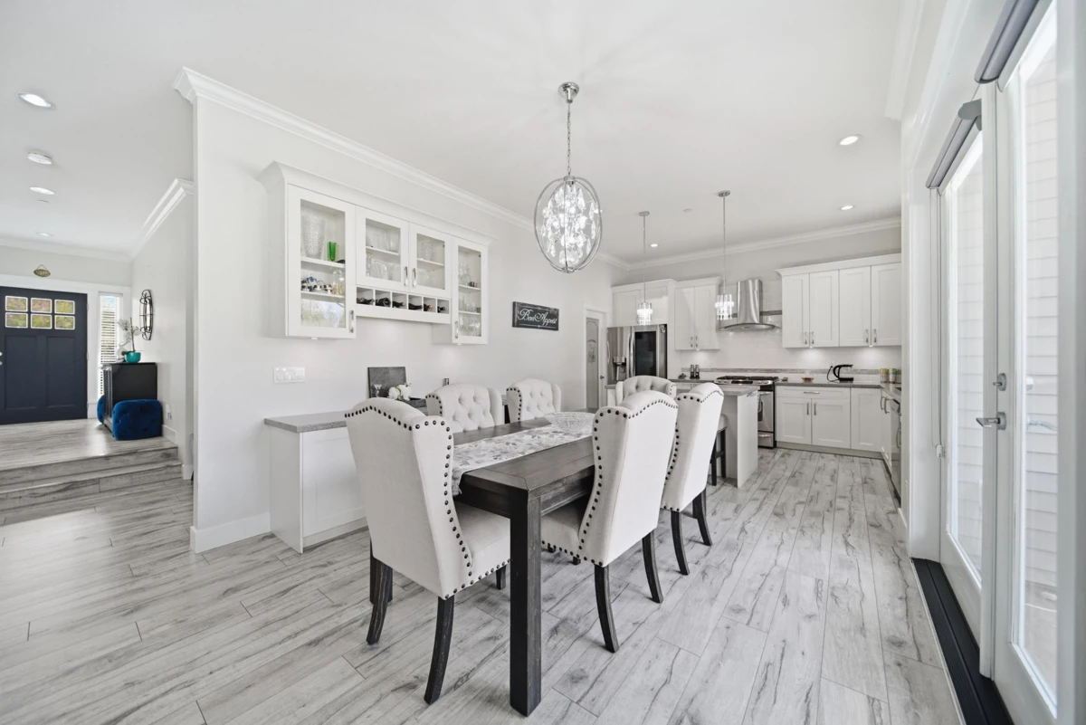 Dining Area Photo of 24345 104 Avenue, Maple Ridge, BC