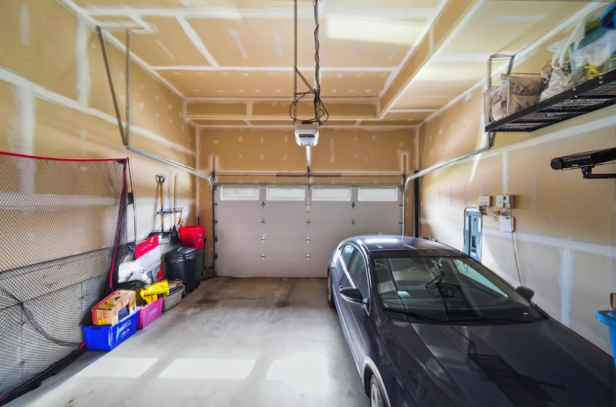 Front Yard Photo of 24345 104 Avenue, Maple Ridge, BC