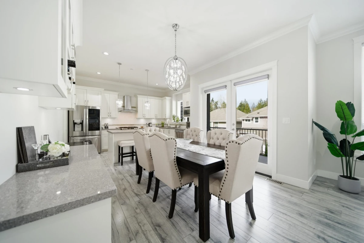 Kitchen Photo of 24345 104 Avenue, Maple Ridge, BC