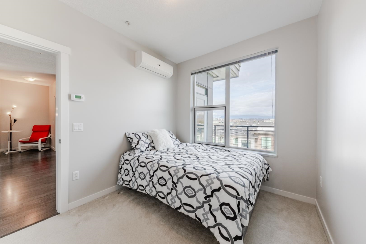 Bedroom 3 Photo of 615 9366 Tomicki Avenue, Richmond, BC