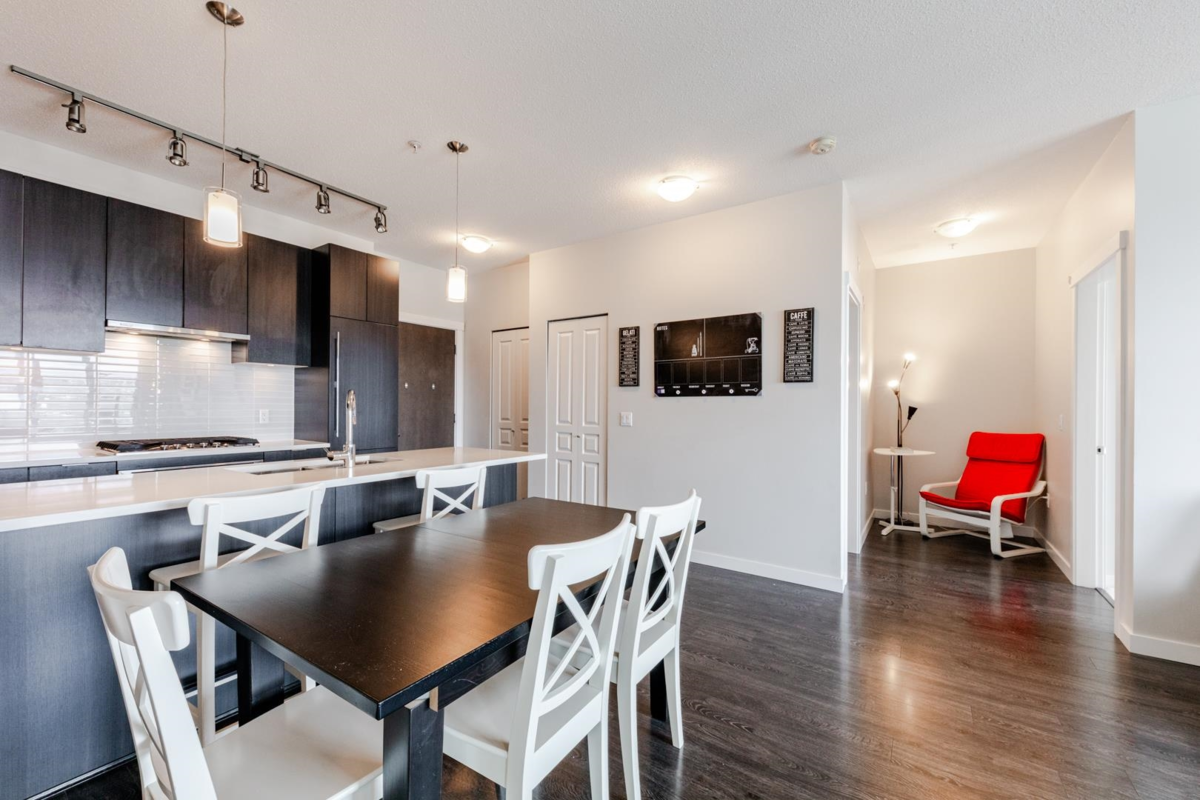 Breakfast Nook Photo of 615 9366 Tomicki Avenue, Richmond, BC
