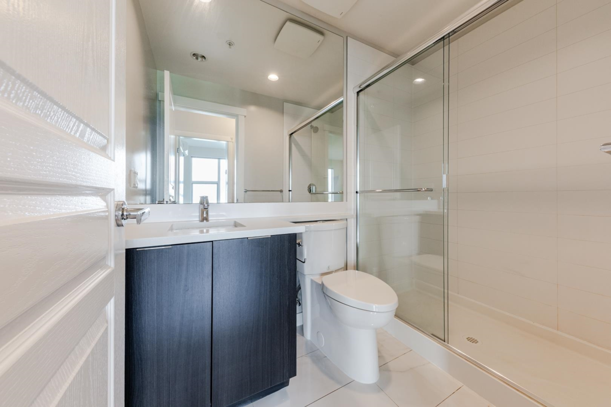 Powder Room Photo of 615 9366 Tomicki Avenue, Richmond, BC