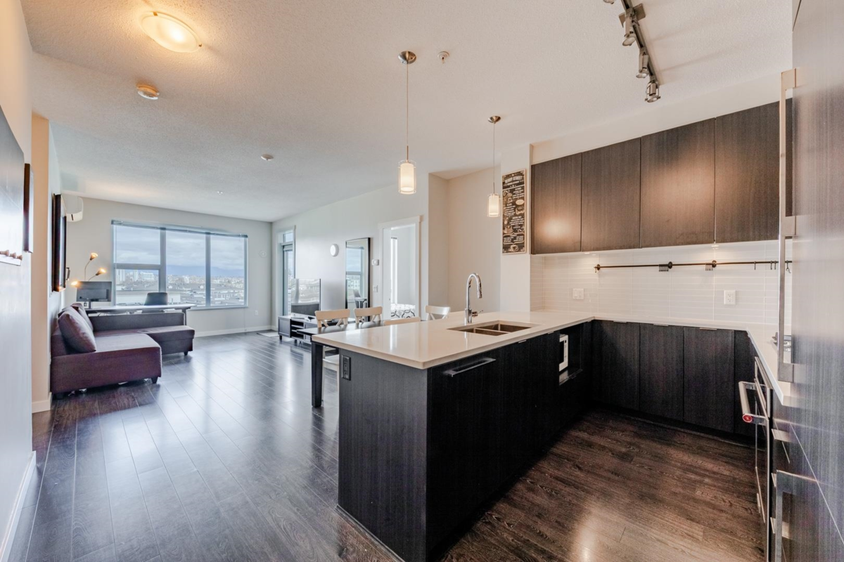 Primary Bedroom Photo of 615 9366 Tomicki Avenue, Richmond, BC