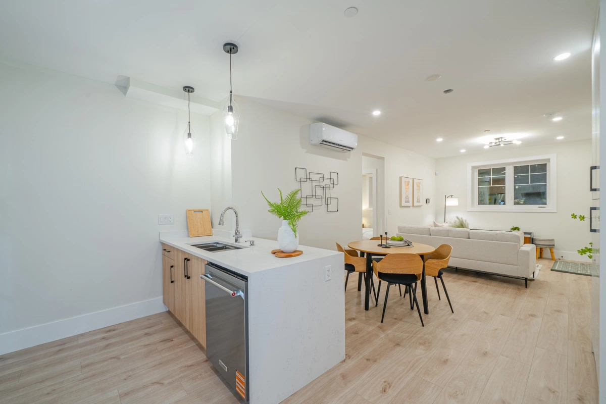 Primary Bedroom Photo of 7813 Shaughnessy Street, Vancouver, BC