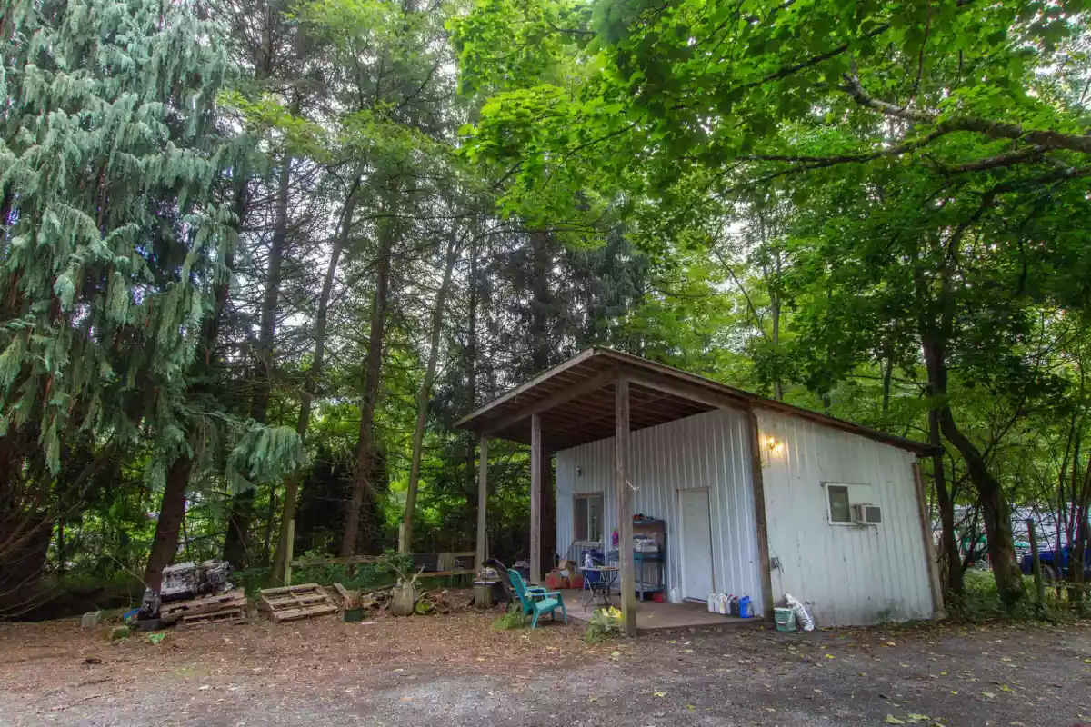 Entry Foyer Photo of 1020 Finch Drive, Squamish, BC