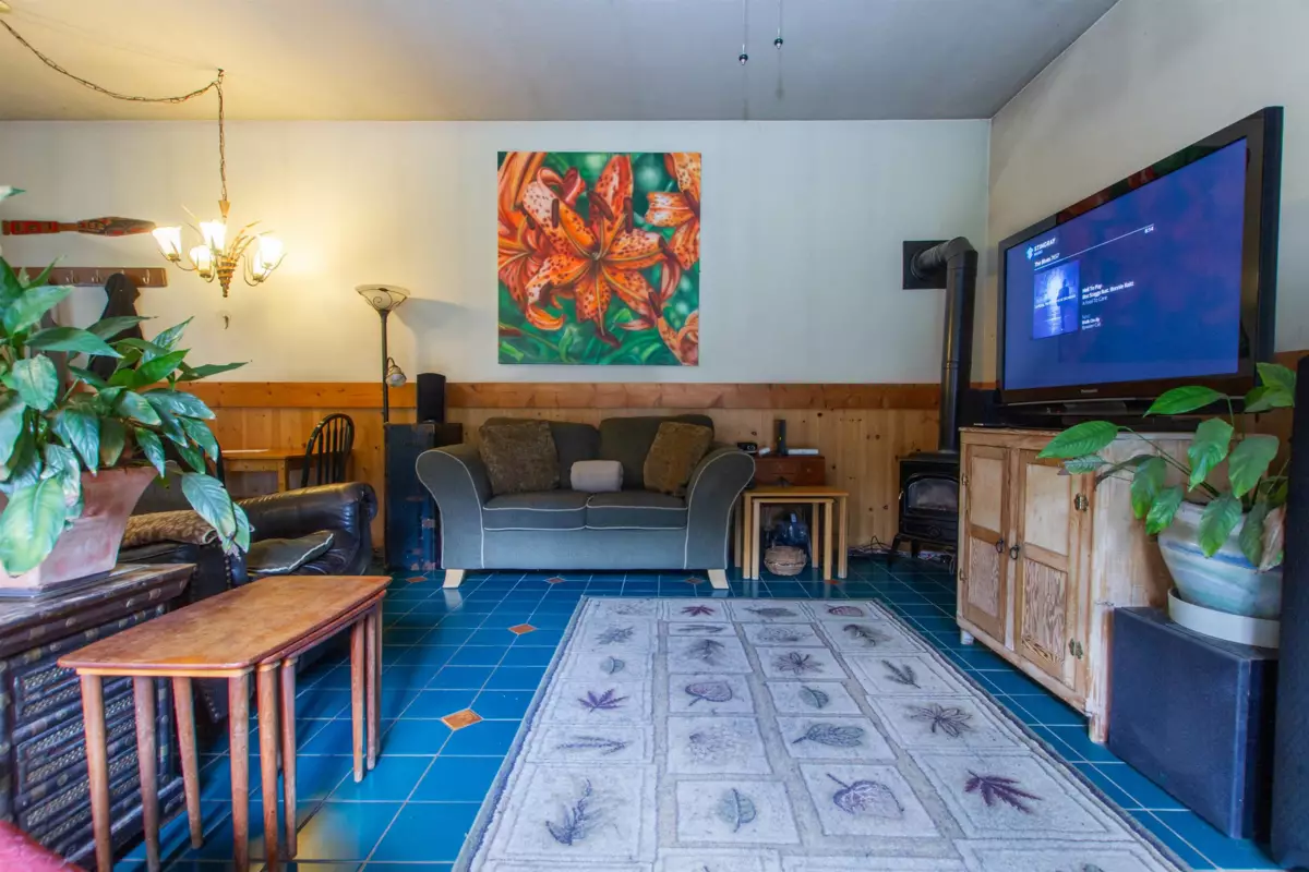 Family Room Photo of 1020 Finch Drive, Squamish, BC