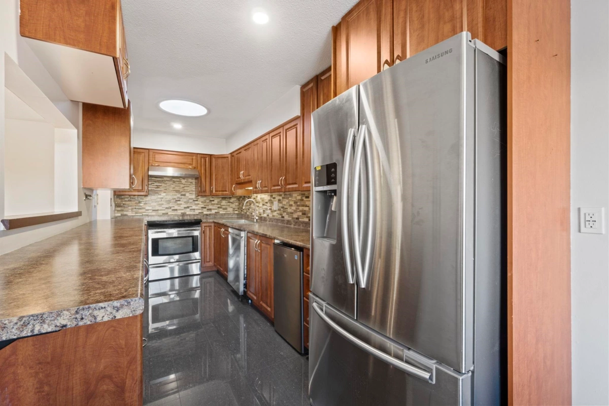 Dining Area Photo of 644 Alderson Avenue, Coquitlam, BC
