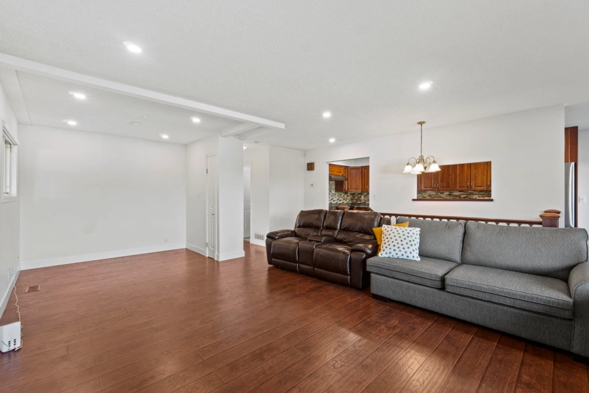 Living Room Photo of 644 Alderson Avenue, Coquitlam, BC