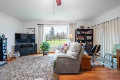 Powder Room Photo of 23325 34a Avenue, Langley, BC