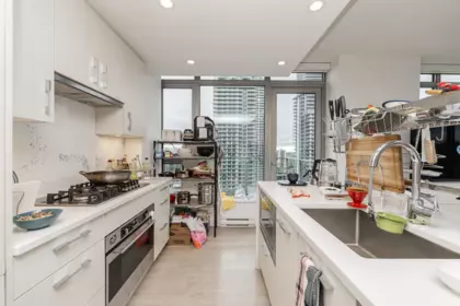 Kitchen Island Photo of 1802 518 Whiting Way, Coquitlam, BC