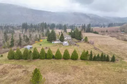 Outdoor Patio Photo of 290 Colter Road, Columbia Valley, BC