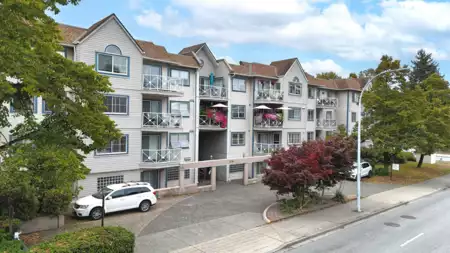 Garden / Landscaping Photo of 111 12101 80 Avenue, Surrey, BC