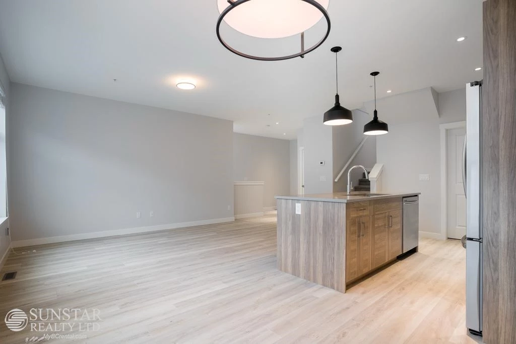 Dining Area Photo of 37 8371 202b Street, Langley, BC