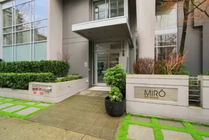 1701 1001 Richards Street, Vancouver, BC, Vancouver — Apartment/Condo for sale