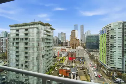 Outdoor Patio Photo of 1701 1001 Richards Street, Vancouver, BC