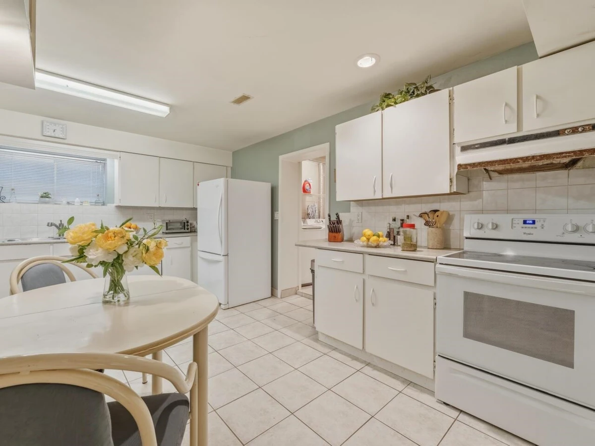 Family Room Photo of 3939 Boundary Road, Vancouver, BC