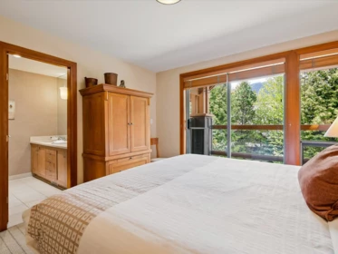 Office / Den Photo of A/B 4747 Settebello Drive, Whistler, BC