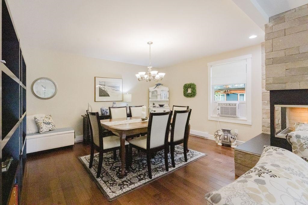 Family Room Photo of 405 Gavin Road, Keats Island, BC