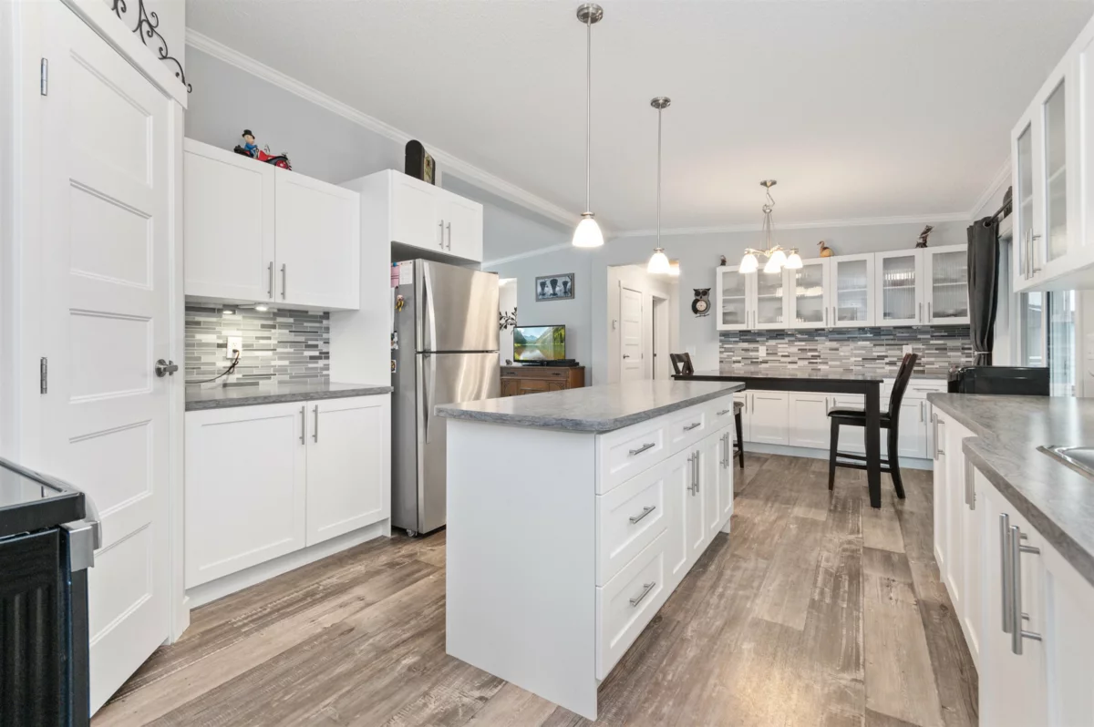 Dining Area Photo of 38 59060 Lougheed Highway, Hope, BC