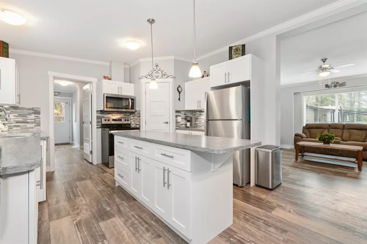 Family Room Photo of 38 59060 Lougheed Highway, Hope, BC
