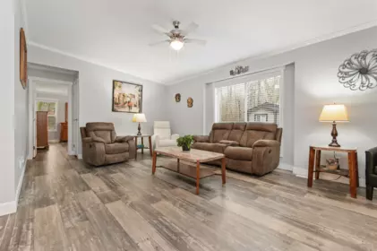 Breakfast Nook Photo of 38 59060 Lougheed Highway, Hope, BC
