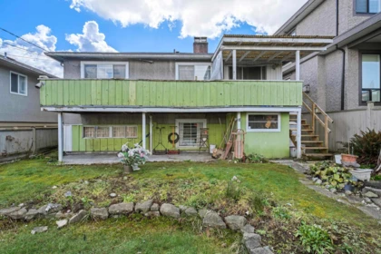 Outdoor Deck Photo of 3281 E 2nd Avenue, Vancouver, BC