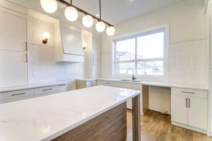 Guest Bathroom Photo of 20685 76 Avenue, Langley, BC