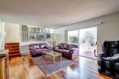 Office / Den Photo of 15481 92a Avenue, Surrey, BC