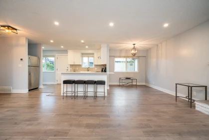 Kitchen Island Photo of 11278 206 Street, Maple Ridge, BC