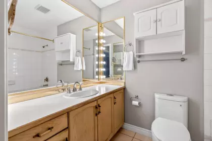 Mudroom Photo of 21 15273 24 Avenue, Surrey, BC