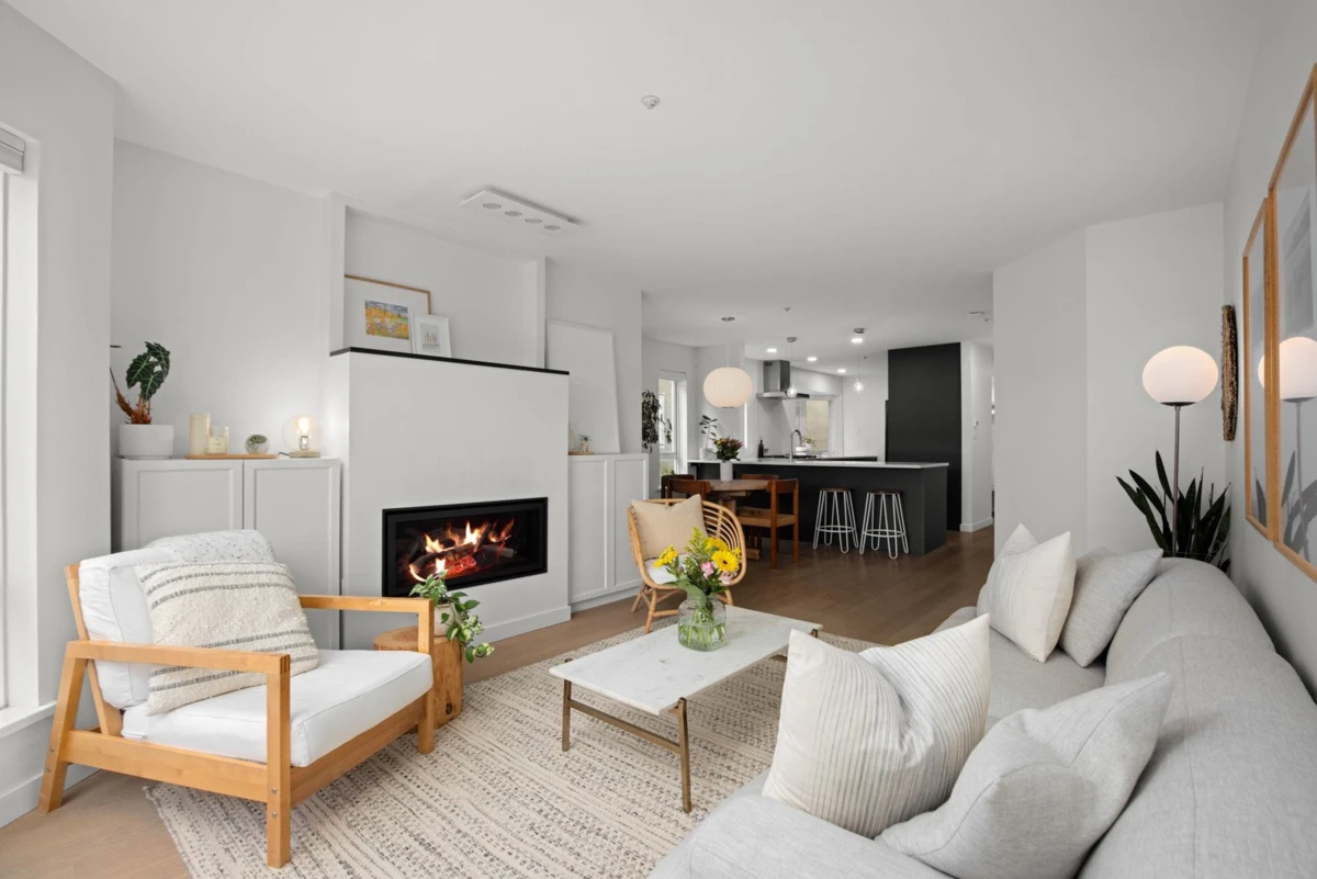 Family Room Photo of 201 2238 W 2nd Avenue, Vancouver, BC
