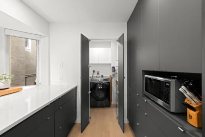 Kitchen Photo of 201 2238 W 2nd Avenue, Vancouver, BC