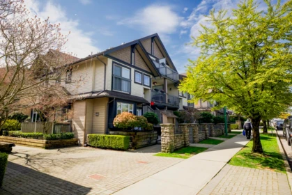Hot Tub / Spa Photo of 210 4458 Albert Street, Burnaby, BC