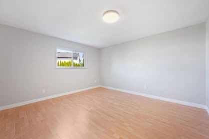 Bedroom 3 Photo of 11850 Greenhaven Court, Pitt Meadows, BC