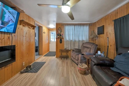 Entry Foyer Photo of 320 1840 160 Street, Surrey, BC