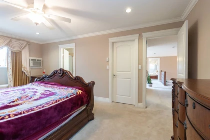 Laundry Room Photo of 16371 108 Avenue, Surrey, BC