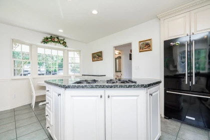 Basement Recreation Room Photo of 21489 Cherry Place, Maple Ridge, BC