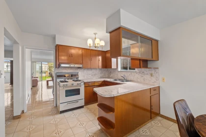 Laundry Room Photo of 2663 Dundas Street, Vancouver, BC
