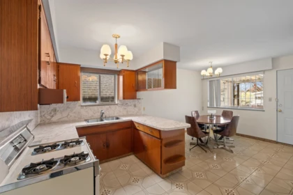 Loft / Bonus Room Photo of 2663 Dundas Street, Vancouver, BC
