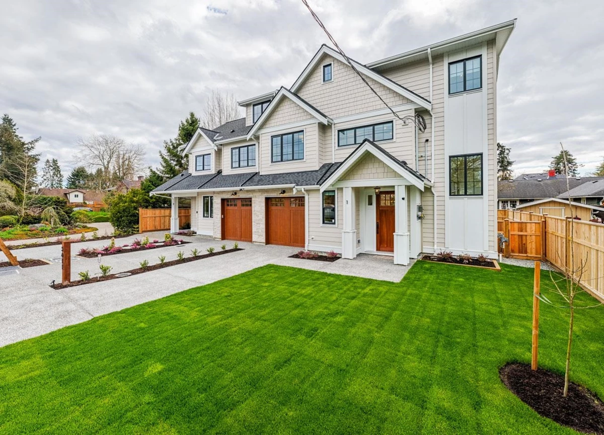 Exterior Rear Photo of 1 5411 Crescent Drive, Delta, BC