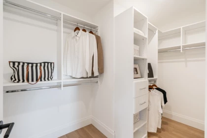 Laundry Room Photo of 1 5411 Crescent Drive, Delta, BC