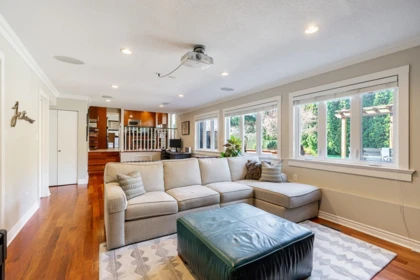 Basement Recreation Room Photo of 1779 148a Street, Surrey, BC