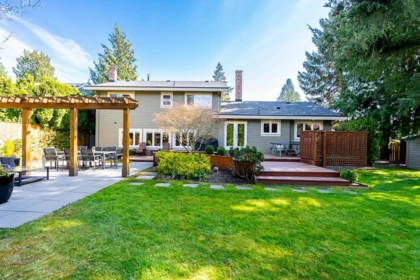 Hot Tub / Spa Photo of 1779 148a Street, Surrey, BC