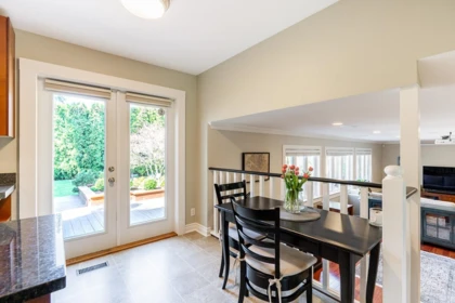 Powder Room Photo of 1779 148a Street, Surrey, BC