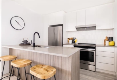 Breakfast Nook Photo of 414 32828 Landeau Place, Abbotsford, BC