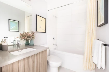 Kitchen Photo of 414 32828 Landeau Place, Abbotsford, BC
