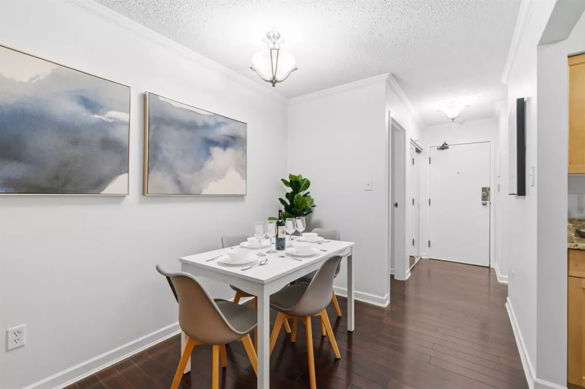 Dining Area Photo of 104 37 Agnes Street, New Westminster, BC